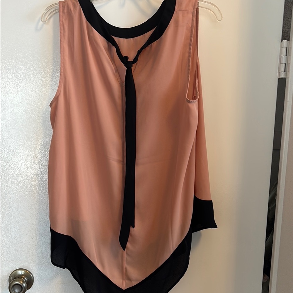 Elegant Peach and Black Sleeveless Blouse